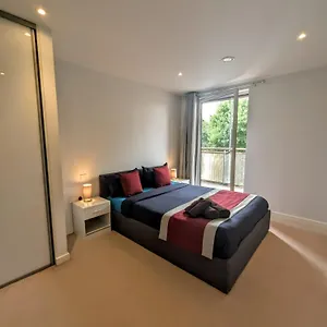  Apartamento Modern Near Greenwich - Rooftop View
